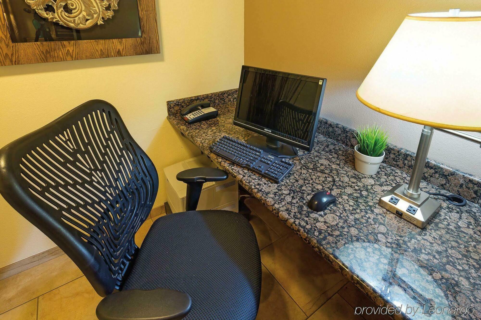 La Quinta By Wyndham Portland Nw Ξενοδοχείο Εξωτερικό φωτογραφία